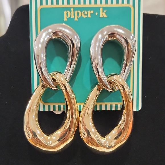 🔹️Piper K🔹️  Silver and Gold Link Drop Earrings - Picture 2 of 4